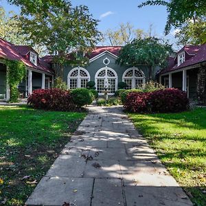 Goodstone Inn & Restaurant